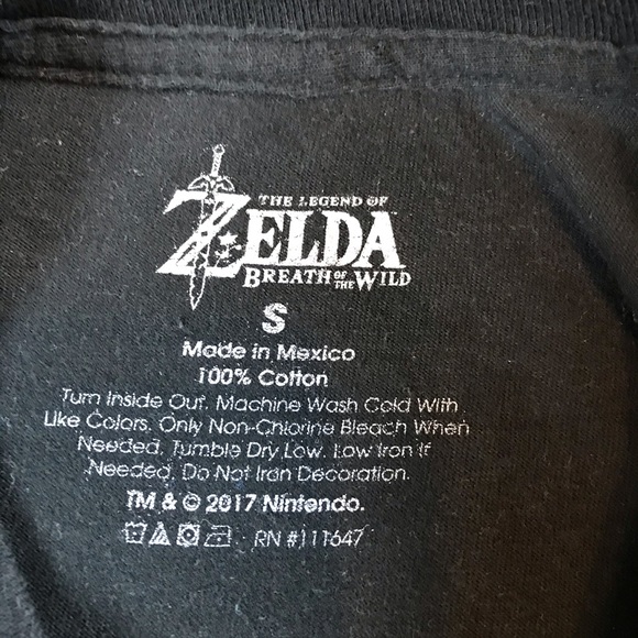 The Legend Of Zelda Breath Of The Wild Women’s Video Game T-Shirts Size Small - Picture 3 of 4